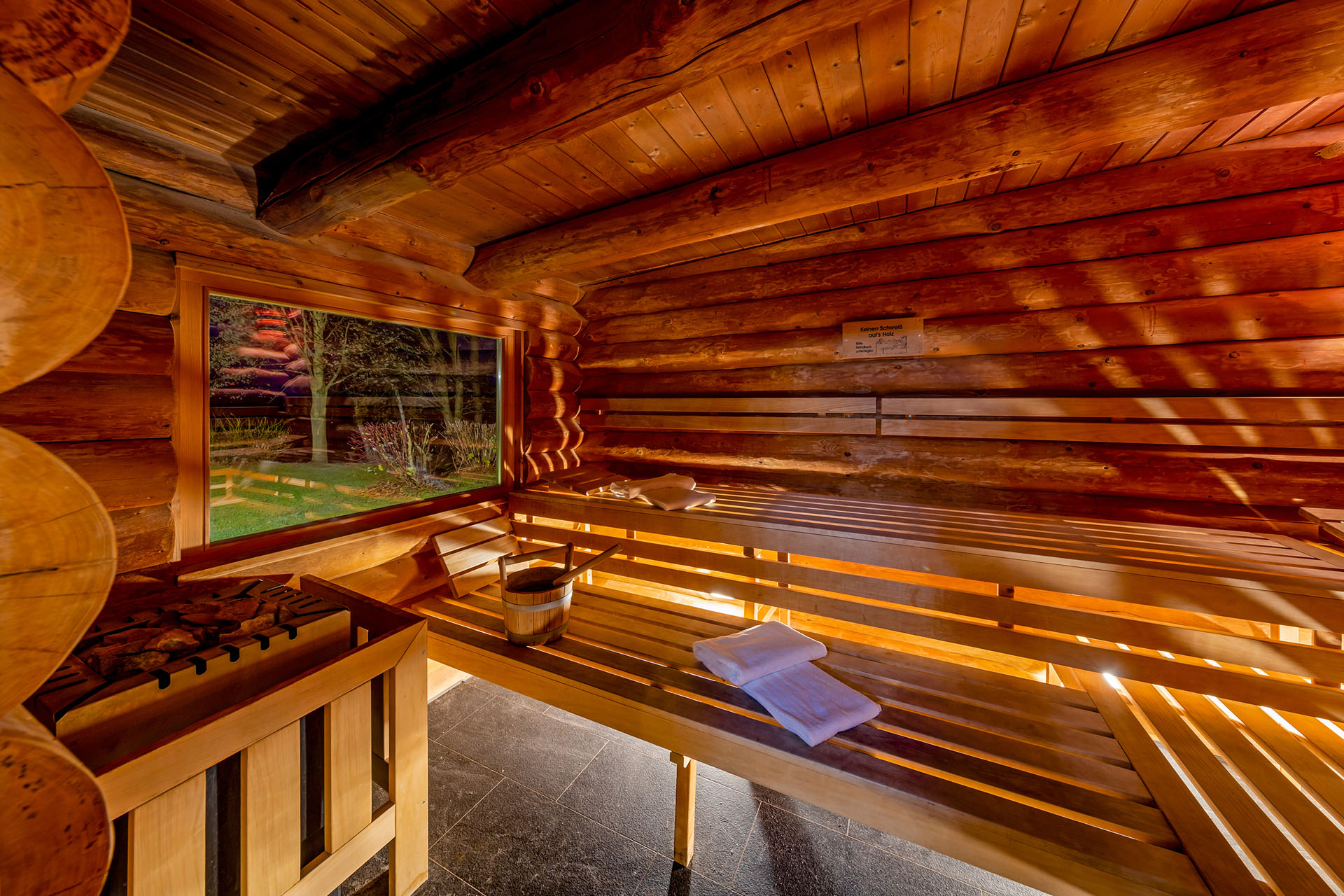 log cabin sauna